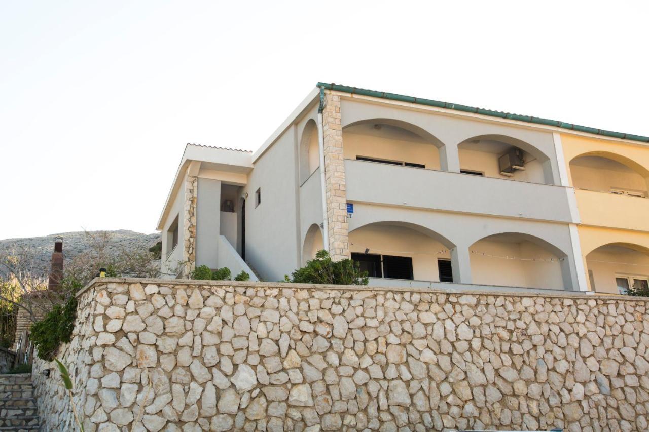 Apartman Branko Pag Town Exterior foto